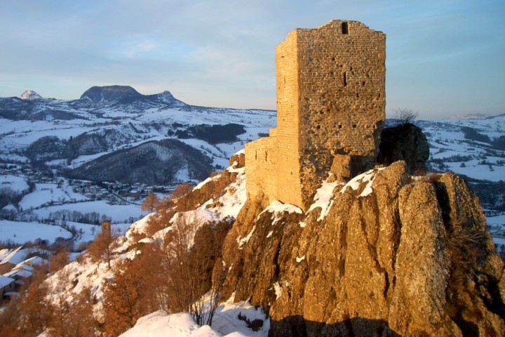 Sasso Simone and Simoncello game reserve photo by Archivio fotografico Parco Sasso Simone