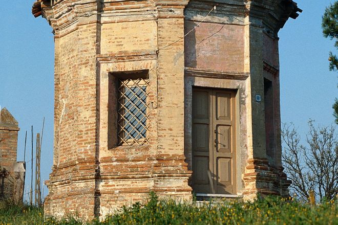 Celletta, San Clemente photo by T. Mosconi