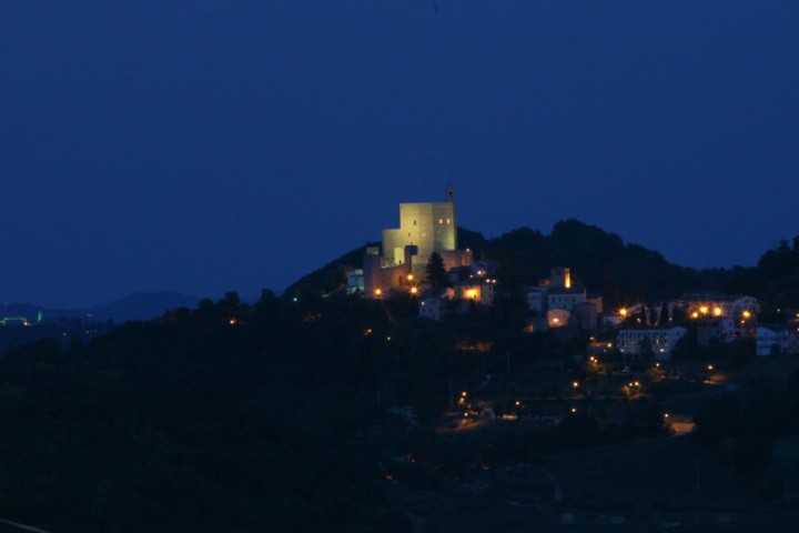 Vista di Montefiore da Gemmano foto di PH. Paritani