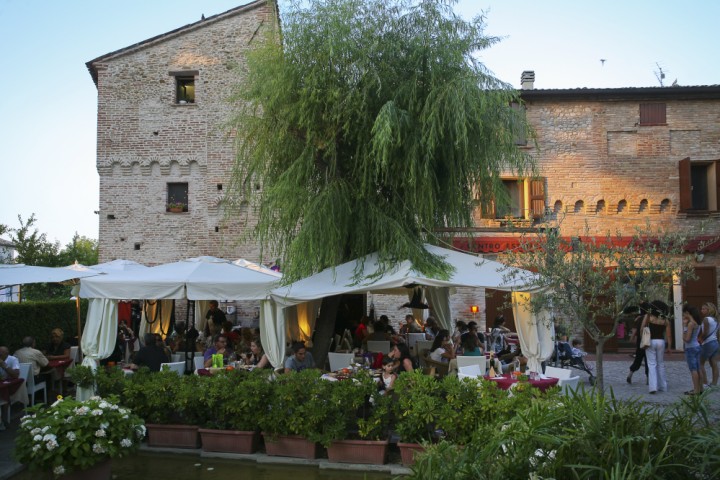 Festa delle Streghe, San Giovanni in Marignano foto di PH. Paritani