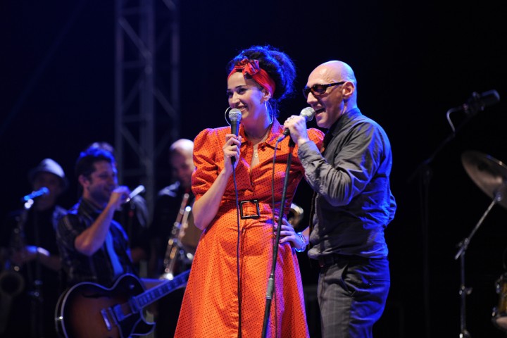 La Notte Rosa - The pink Night, Giuliano Palma and Nina Zilli photo by Archivio Provincia di Rimini