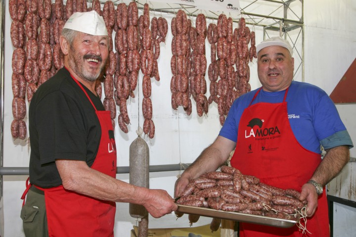 Bellaria Igea Marina, Bella Tavola Foto(s) von PH. Paritani