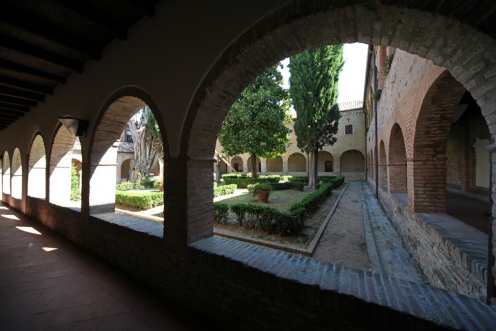 Cloister of St. Francis, Verucchio photo by PH. Paritani