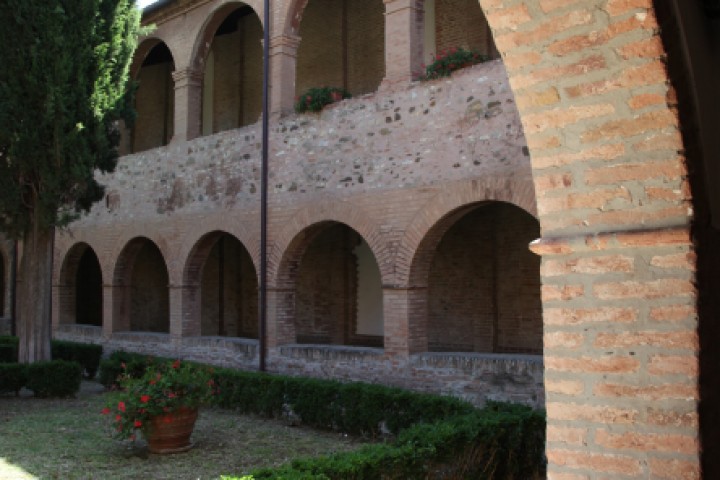 Cloister of St. Francis, Verucchio photo by PH. Paritani