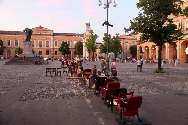 Piazza Ganganelli, Santarcangelo di Romagna foto di PH. Paritani