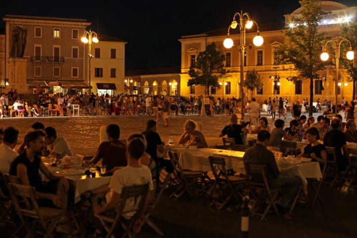 Piazza Ganganelli, Santarcangelo di Romagna Foto(s) von PH. Paritani