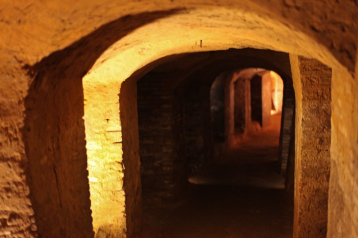 Tuffaceous caves, Santarcangelo di Romagna photo by PH. Paritani