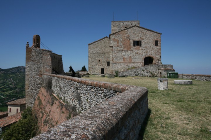 Malatesta Fortress, Verucchio photo by PH. Paritani