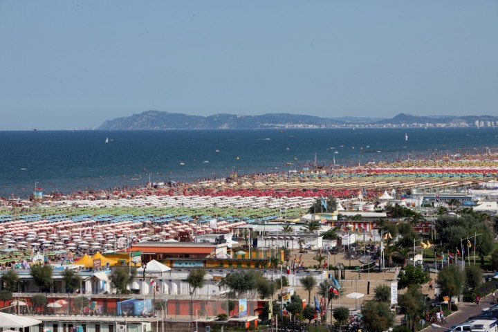Rimini beach photo by PH. Paritani