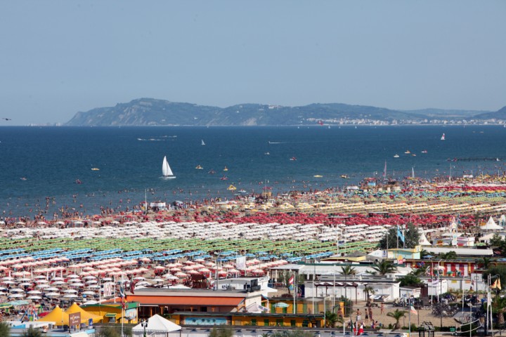 Rimini beach photo by PH. Paritani