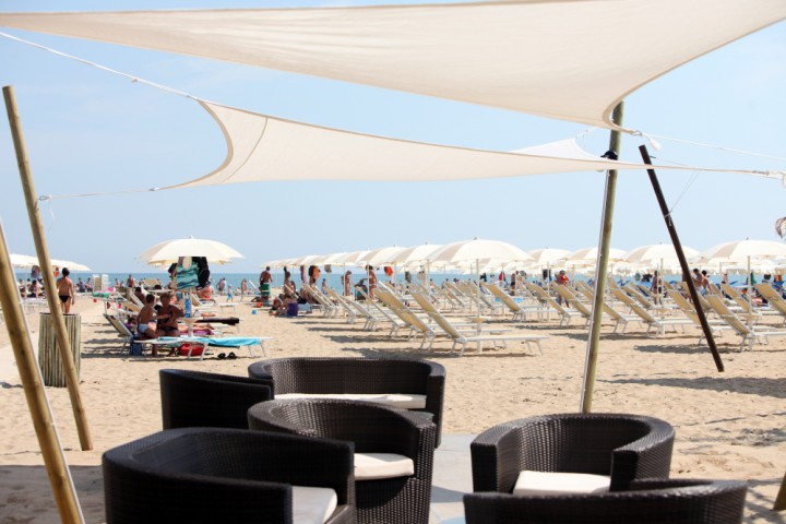 bathing establishment, Rimini photo by PH. Paritani