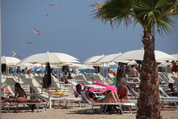 bathing establishment, Rimini photo by PH. Paritani