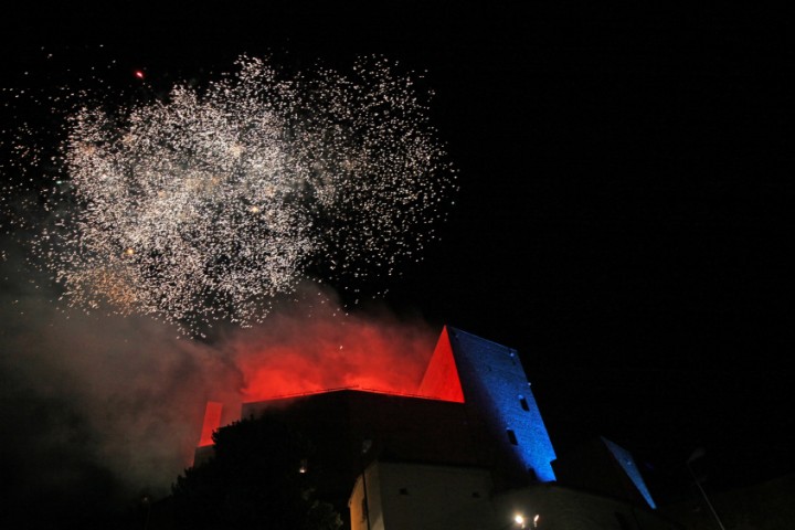 Fuochi d'artificio alla rocca, Montefiore Conca photos de PH. Paritani