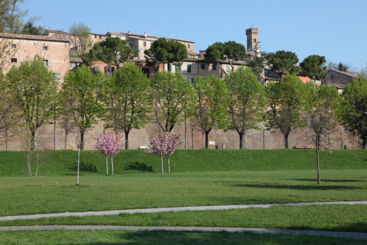 Ancient city walls, Santarcangelo di Romagna photo by PH. Paritani