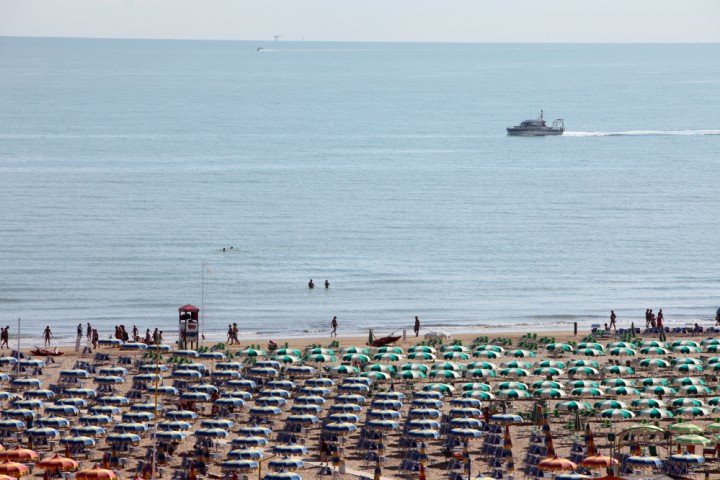 Rimini beach photo by PH. Paritani