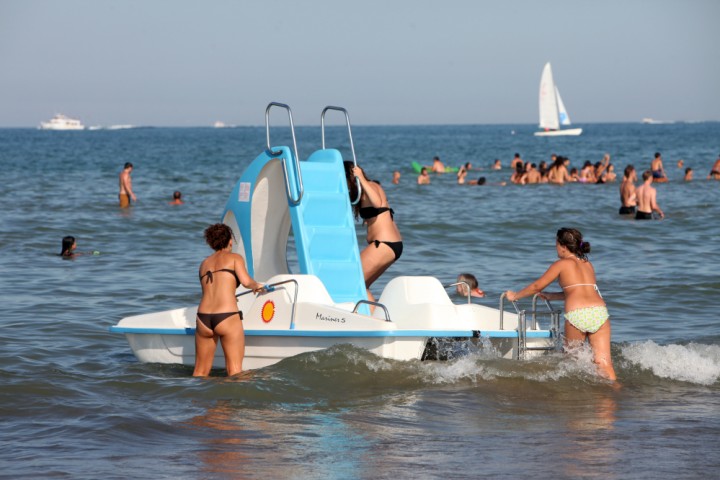 Giovani sul moscone - Rimini photos de PH. Paritani