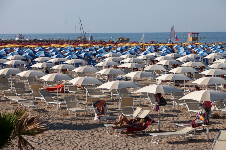 bathing establishment, Rimini photo by PH. Paritani
