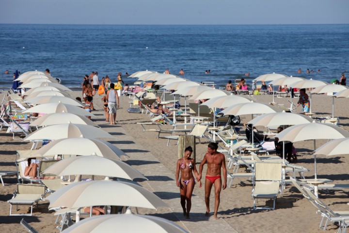 bathing establishment, Rimini photo by PH. Paritani