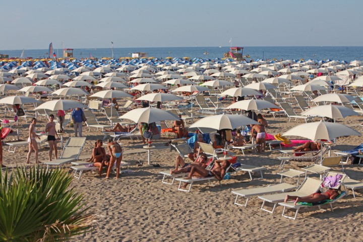 Rimini beach photo by PH. Paritani