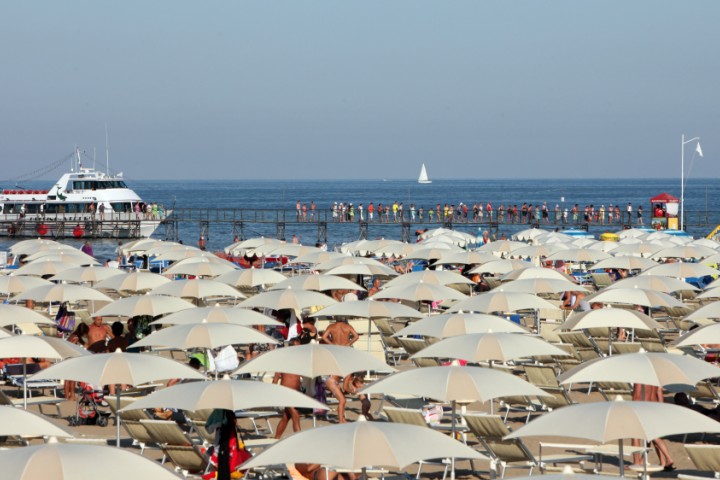 bathing establishment, Rimini photo by PH. Paritani