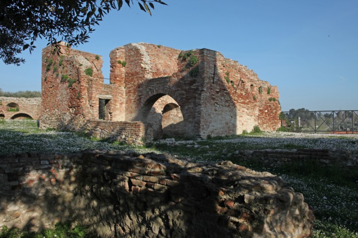 Resti del castello, Coriano foto di PH. Paritani