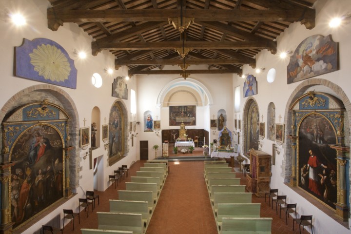 Novafeltria, borgo di Sartiano, chiesa di San Biagio foto di PH. Paritani