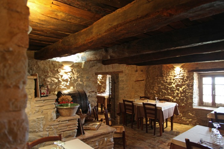 Talamello, a tavola foto di PH. Paritani