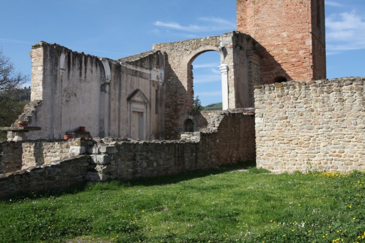 Chiesa di Trarivi, Montescudo foto di PH. Paritani