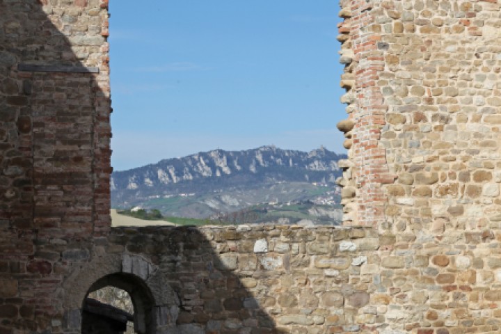 Trarivi church, Montescudo photo by PH. Paritani