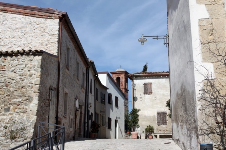 Vie del centro, Albereto di Montescudo foto di PH. Paritani