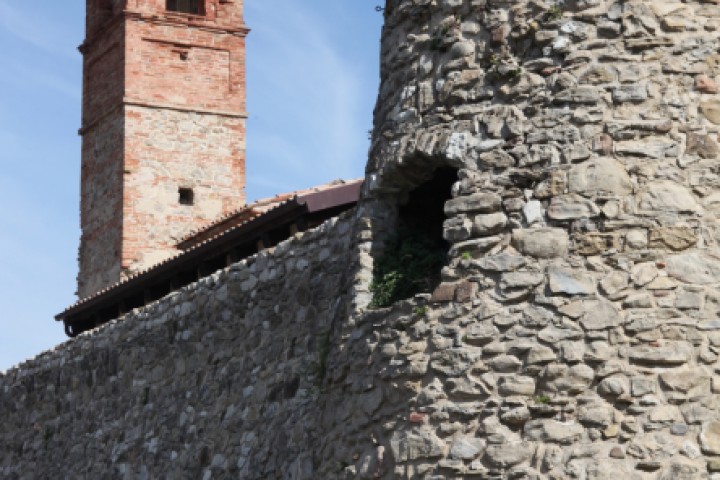 Mura di cinta, Albereto di Montescudo foto di PH. Paritani