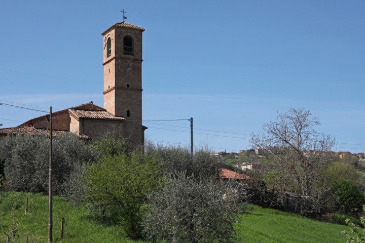 Sanctuary of Valliano, Montescudo photo by PH. Paritani