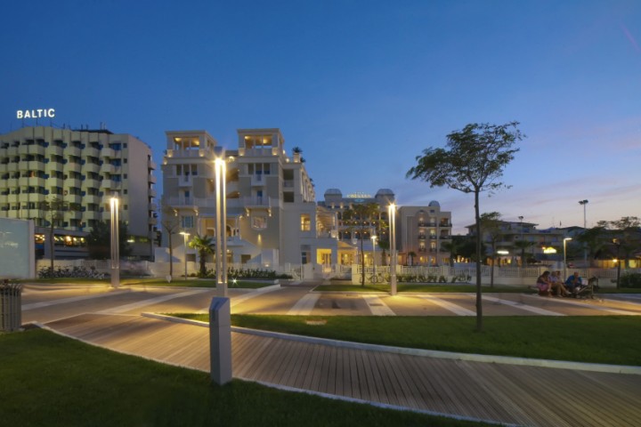 Lungomare Riccione - notturna Foto(s) von PH. Paritani