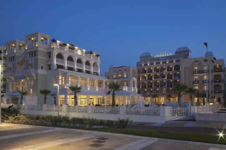 Lungomare Riccione - notturna Foto(s) von PH. Paritani