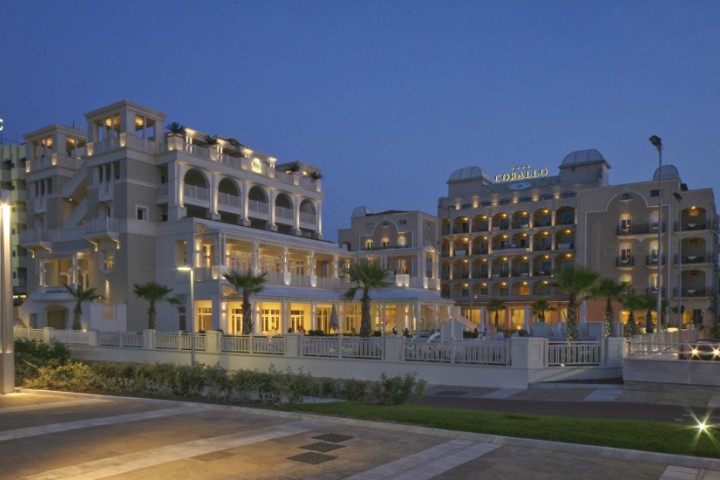 Lungomare Riccione - notturna Foto(s) von PH. Paritani