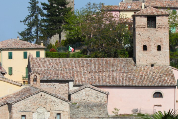 Vista di Montefiore Conca foto di PH. Paritani