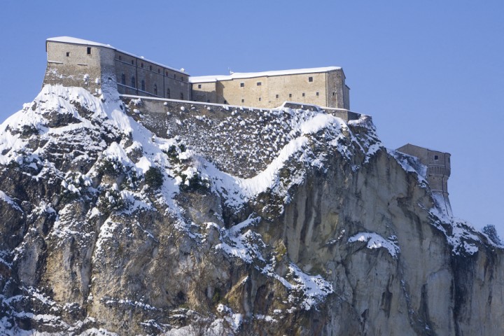 San Leo, la fortezza sotto la neve foto di PH. Paritani