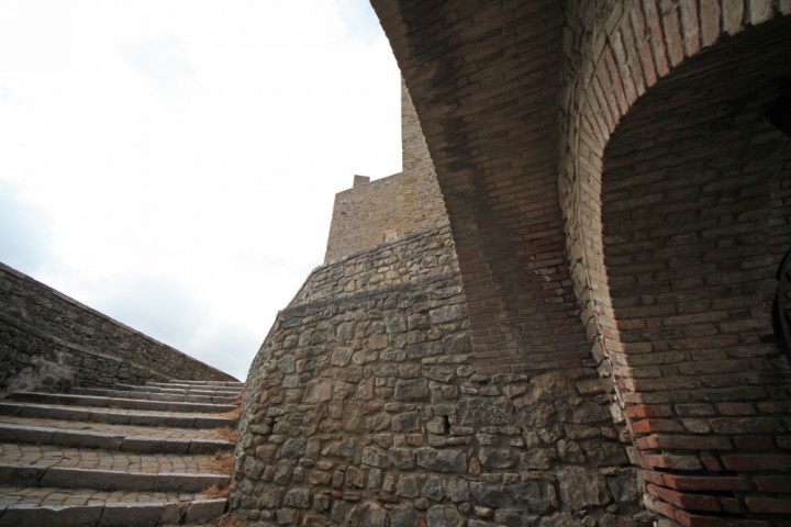 Rocca Malatestiana, Montefiore Conca photos de PH. Paritani