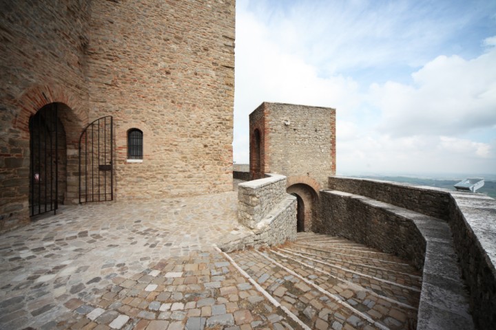 Rocca Malatestiana, Montefiore Conca photos de PH. Paritani