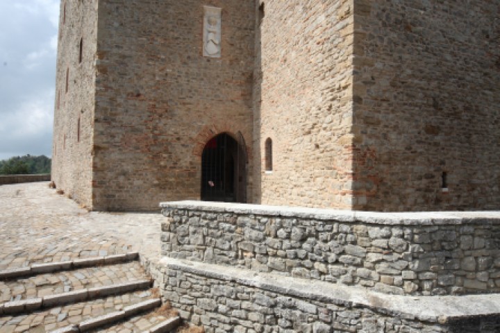 Malatesta Fortress, Montefiore Conca photo by PH. Paritani