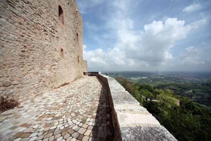 Rocca Malatestiana, Montefiore Conca photos de PH. Paritani