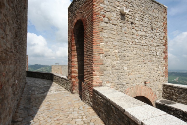 Rocca Malatestiana, Montefiore Conca photos de PH. Paritani