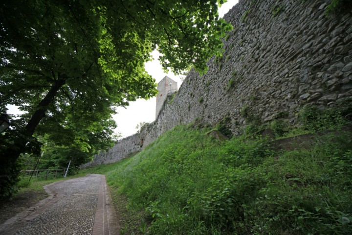 Ancient city walls, Montefiore Conca photo by PH. Paritani