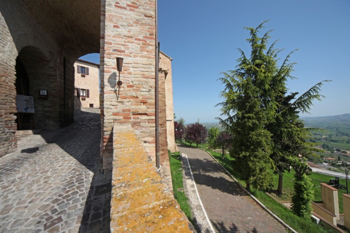 Montegridolfo photo by PH. Paritani