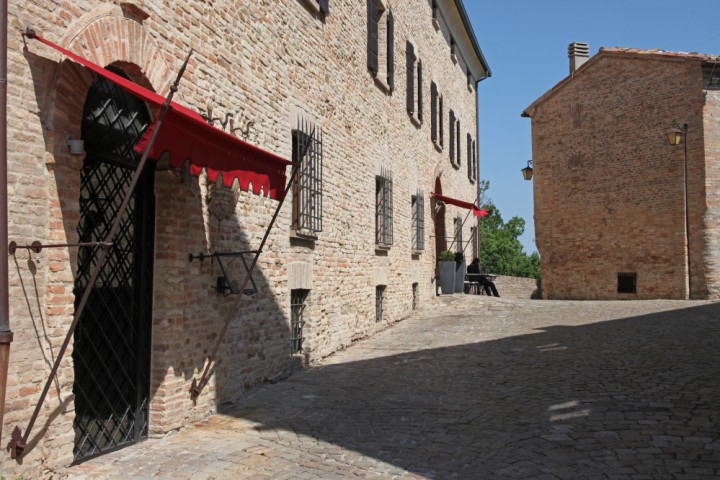 Montegridolfo photo by PH. Paritani