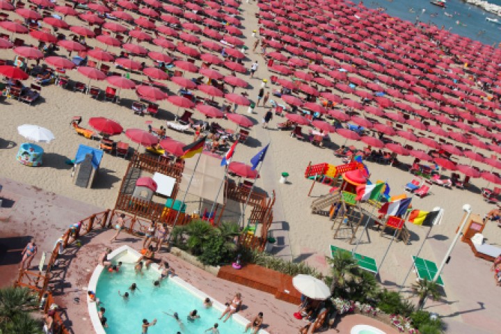 Spiaggia di Cattolica photos de PH. Paritani