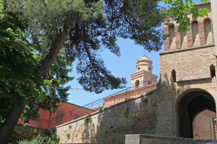 Scorcio del paese, Saludecio foto di PH. Paritani