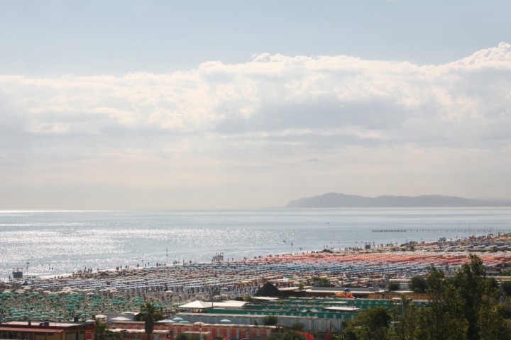 Rimini beach photo by PH. Paritani