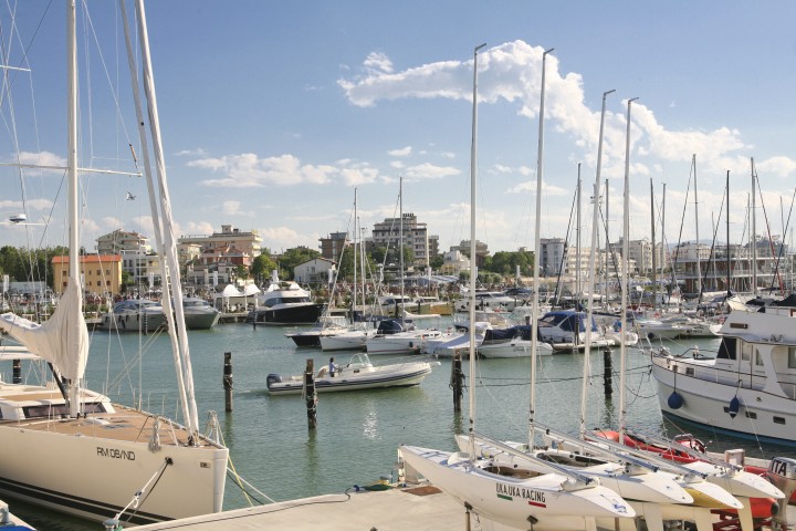 Cattolica, barche nel porto Foto(s) von PH. Paritani