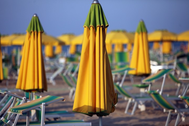 Rimini beach and sun umbrellas photo by PH. Paritani